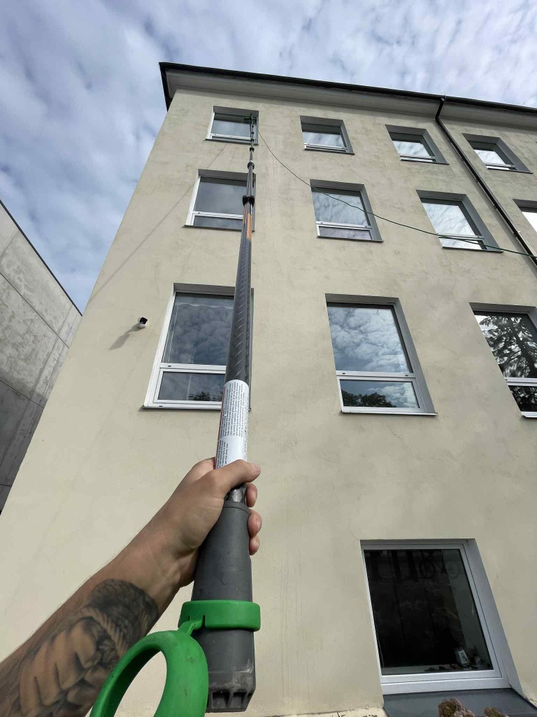 DIRTKILLER tööstuspõrandate puhastus